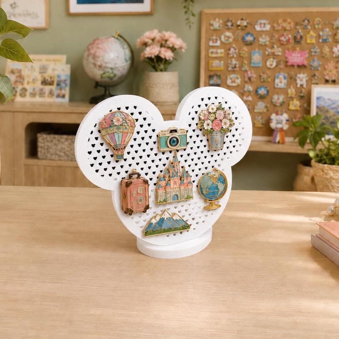 Mouse Pin Display Board
